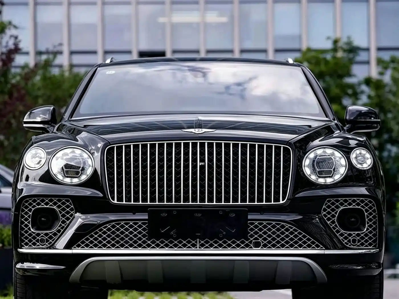 Photo 2 - Bentley Bentayga