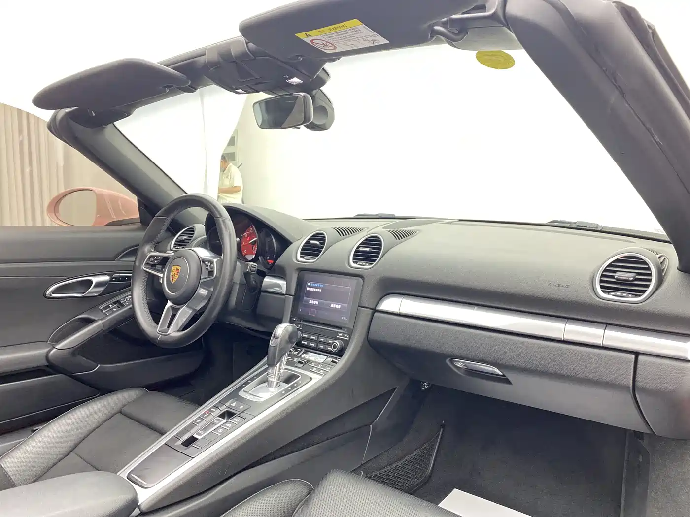 Porsche 718 2018 Boxster 2.0T фото 16
