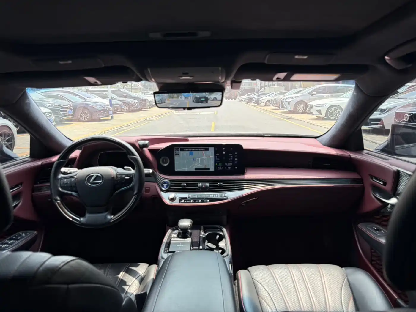 Фото 5 - Lexus LS