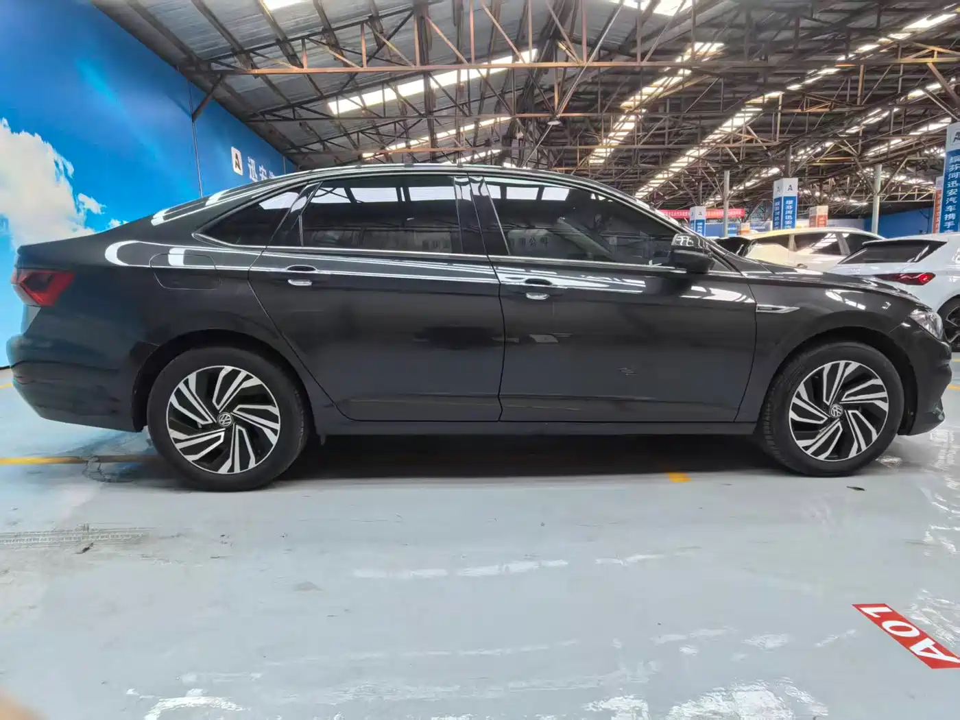 Volkswagen Sagitar 2021 280TSI DSG Surpassing Edition фото 7