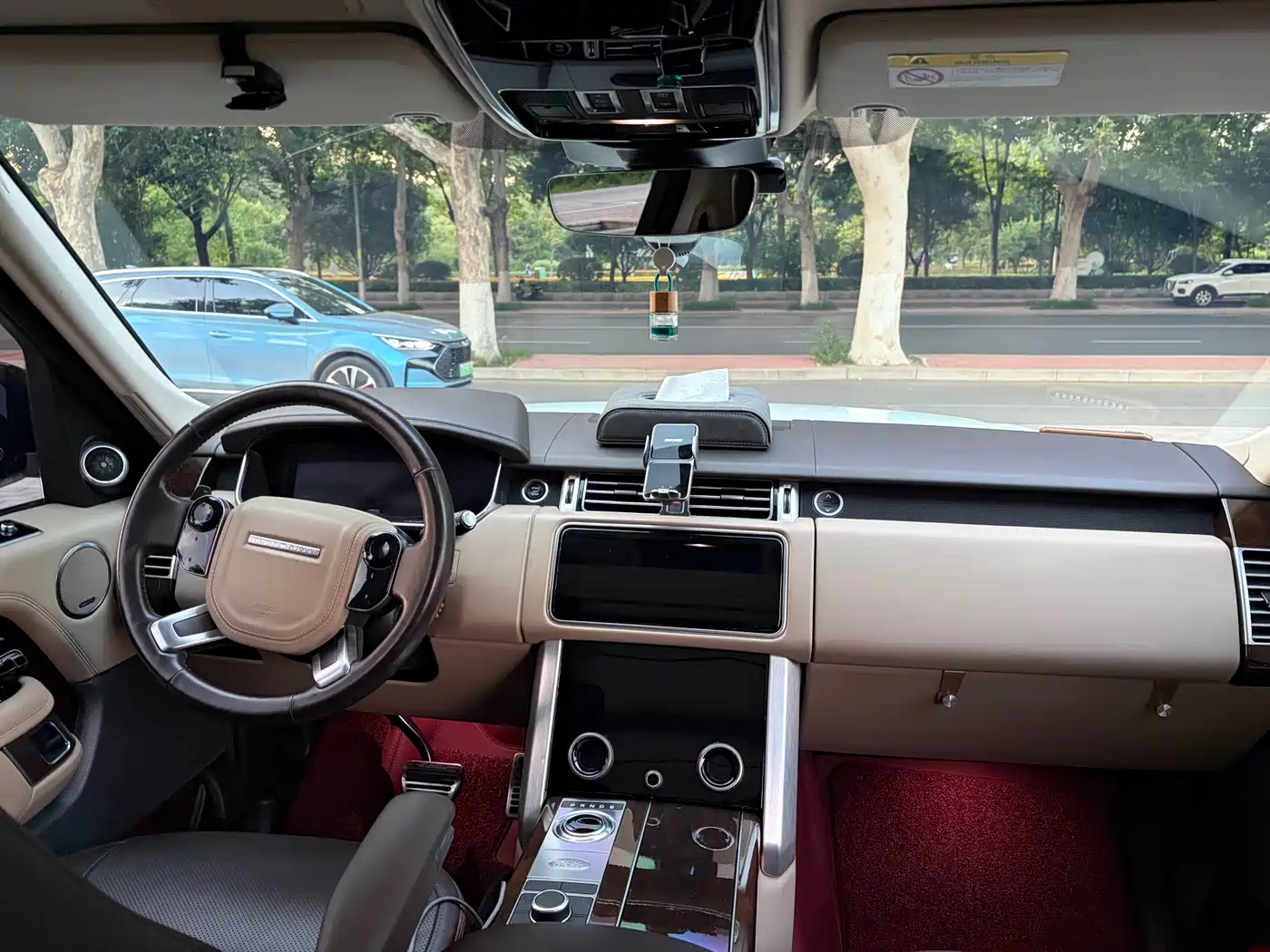 LAND ROVER RANGE ROVER