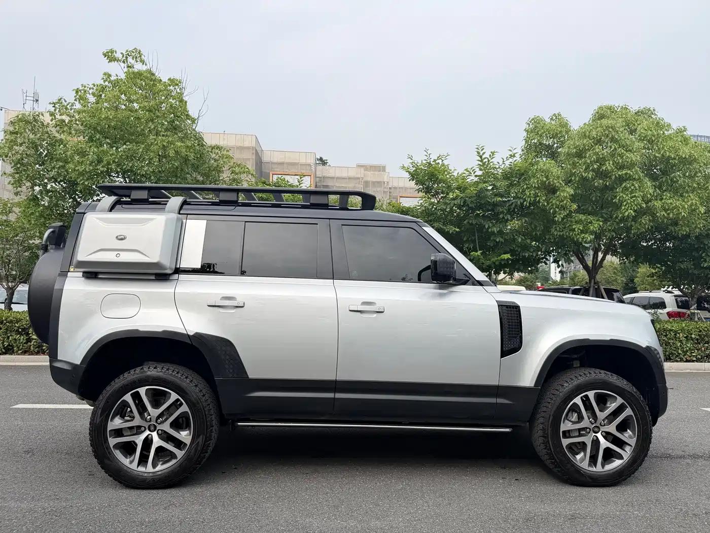 Land Rover Defender 2020 2020 Model 110 P400 HSE