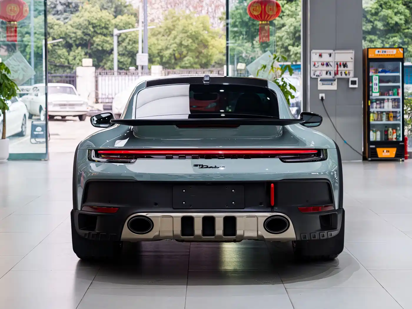 Porsche 911 2023 Dakar 3.0T фото 24