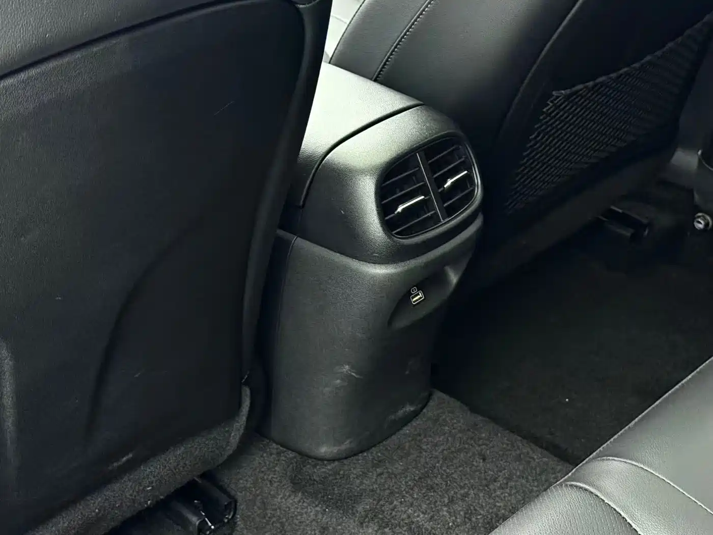 Hyundai Elantra 2022 1.5L CVT GLX Elite Edition фото 18