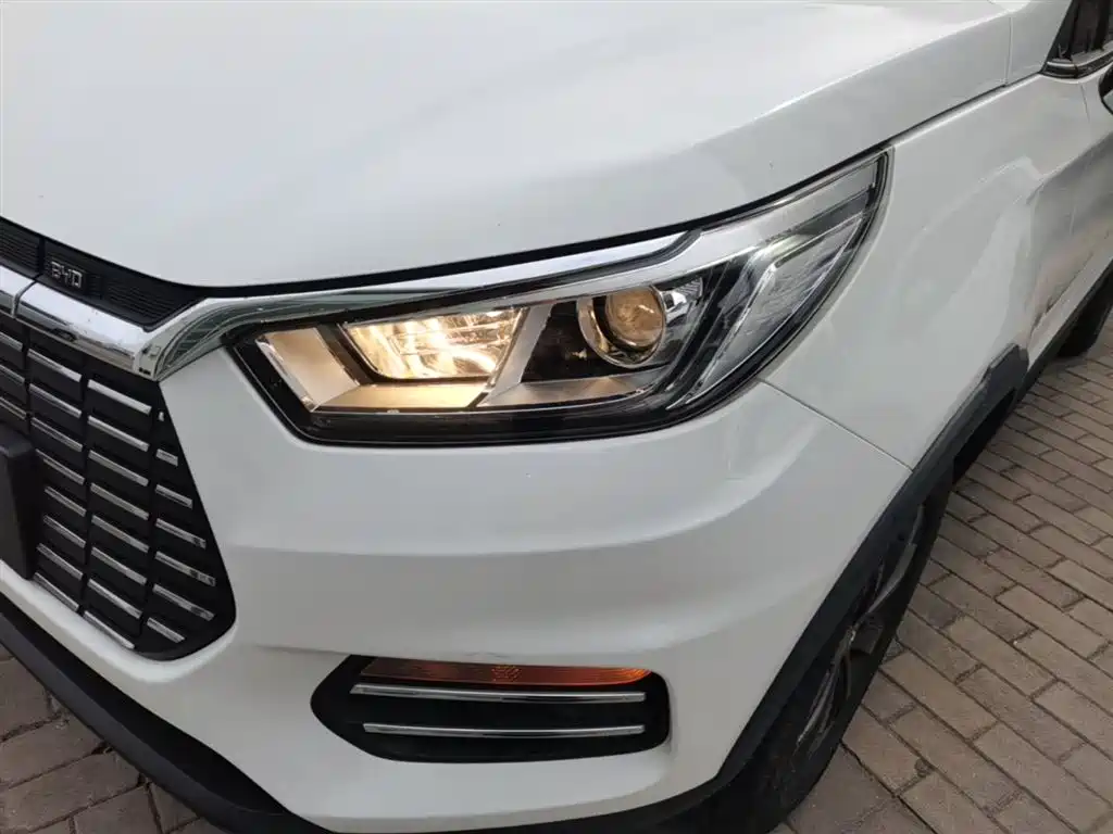 BYD Yuan New Energy 2019 EV360 Smart Connect Premium Edition фото 24