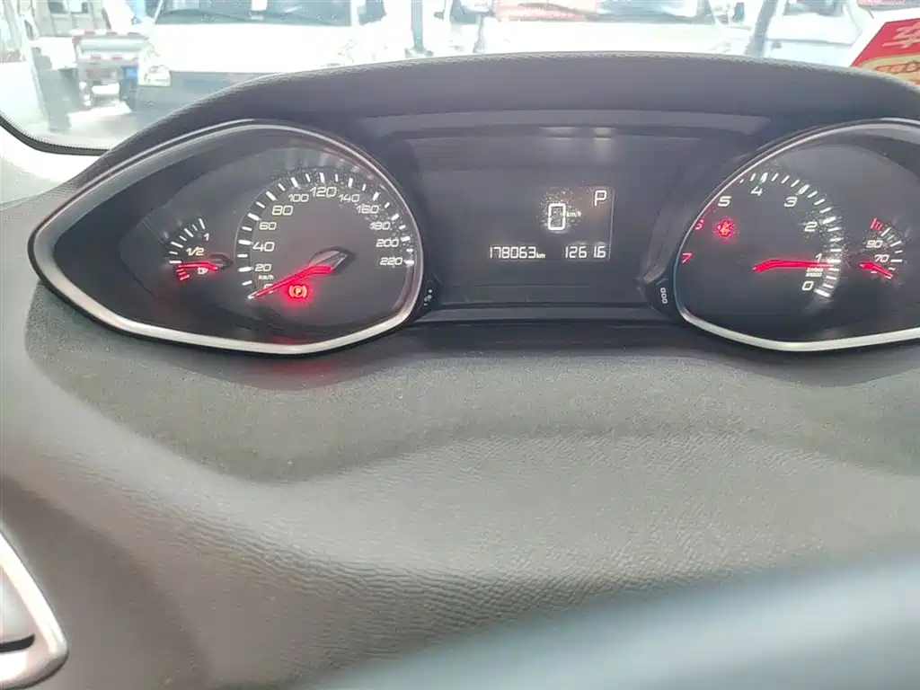 Peugeot 308S 2017 2015 1.2T Auto Dynamic Edition
