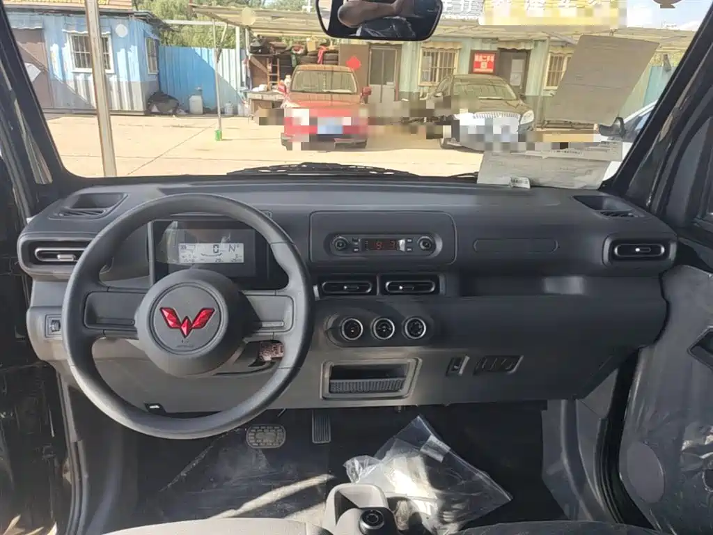Wuling Motors Wuling Zhiguang NEV 2026 2025 Standard Version