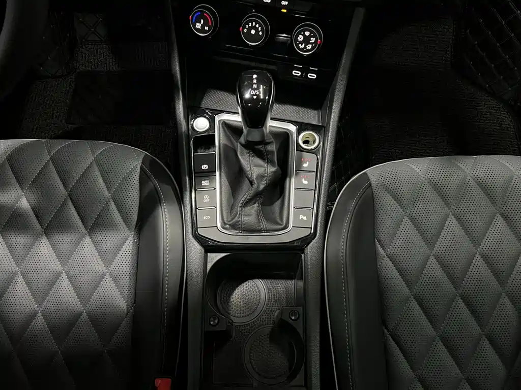 Volkswagen Sagitar 2023 280TSI DSG Beyond Lite фото 14