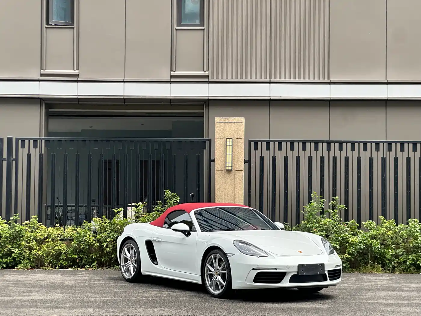 Porsche 718 2022 Boxster 2.0T фото 4