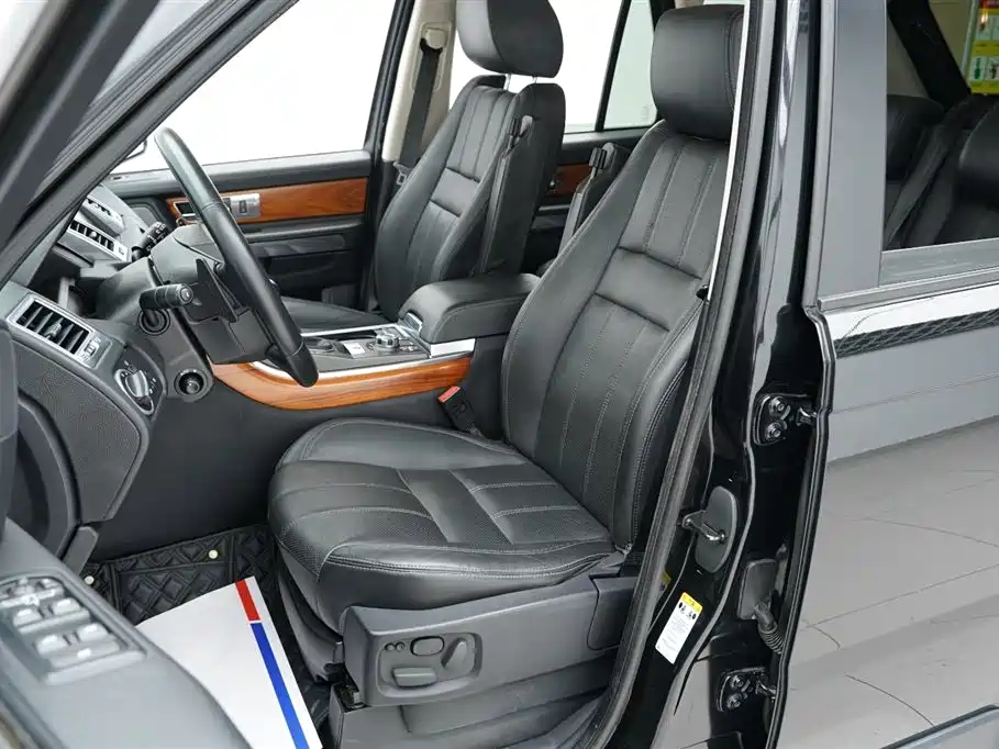 Фото 7 - Land Rover Range Rover Sport