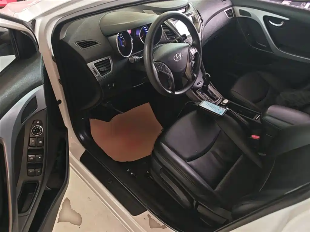 Hyundai Langdong 2015 1.6L Auto Premium фото 16