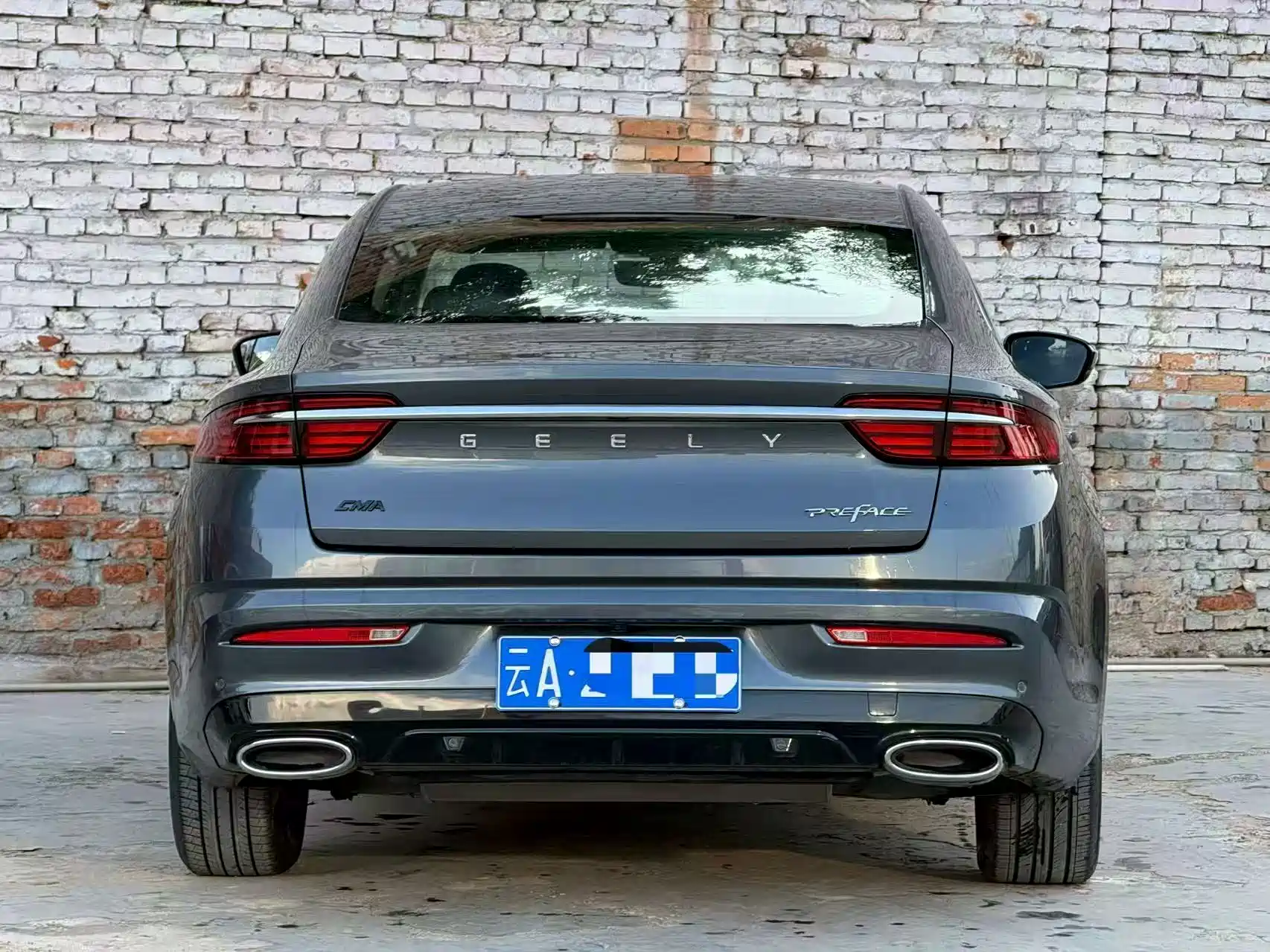 Фото 9 - Geely Preface