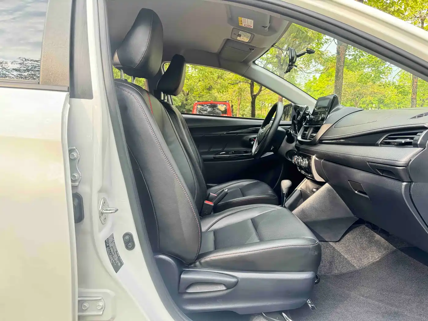 Toyota YARiS L Zhi Xuan 2022 Zhi Xuan X 1.5L CVT Luxury PLUS Edition фото 12