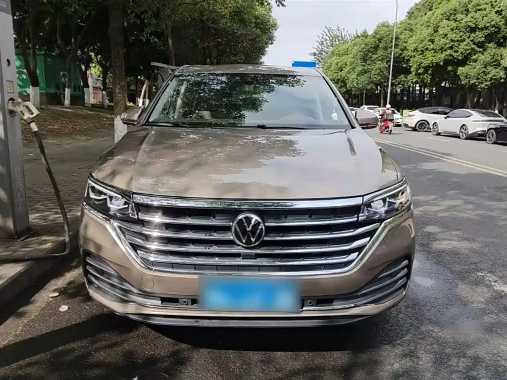 Volkswagen Viloran 2020 380TSI Premium фото 3