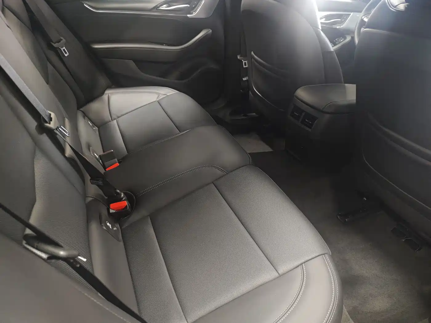Cadillac CT5 2023 28T Fashion Style фото 6