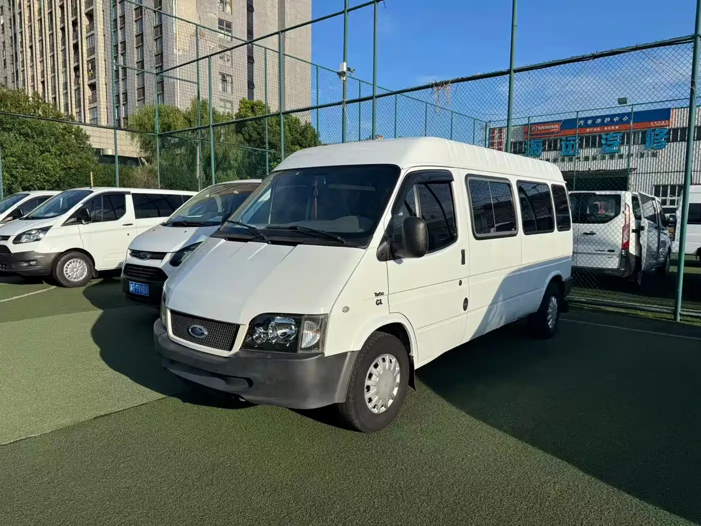 Ford Classic Transit 2016 2016 Model 2.8T Diesel Long Wheelbase 6-Seater Medium Roof Multi-Purpose Vehicle JX493ZLQ4