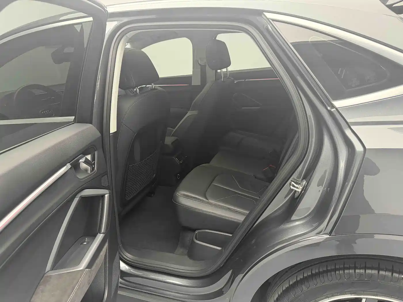 Audi Q3 Sportback 2020 40 TFSI Fashion фото 4