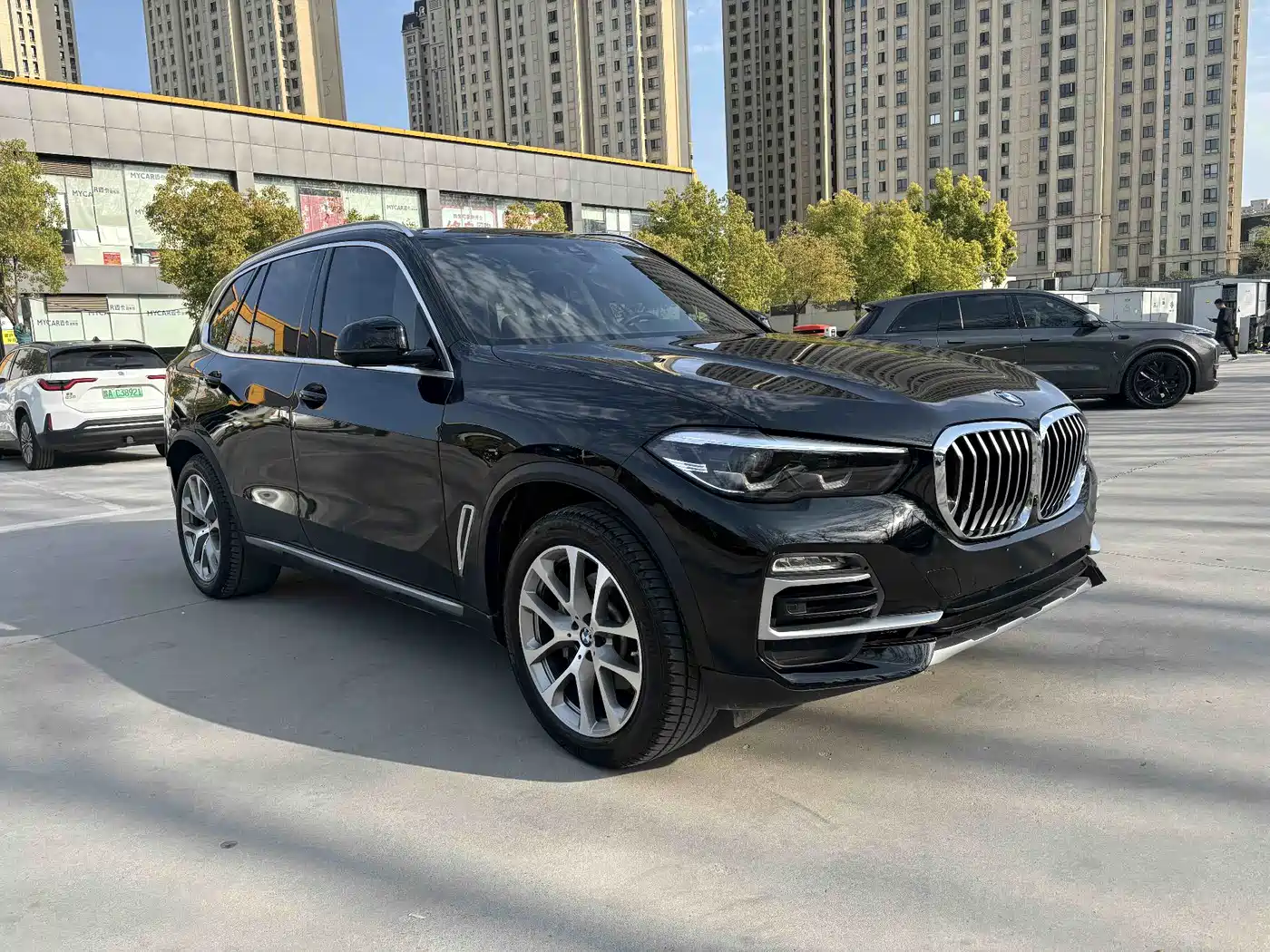 BMW X5 (Import) 2020 xDrive30i X Design Package фото 3