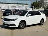 Фото 2 - Geely Vision