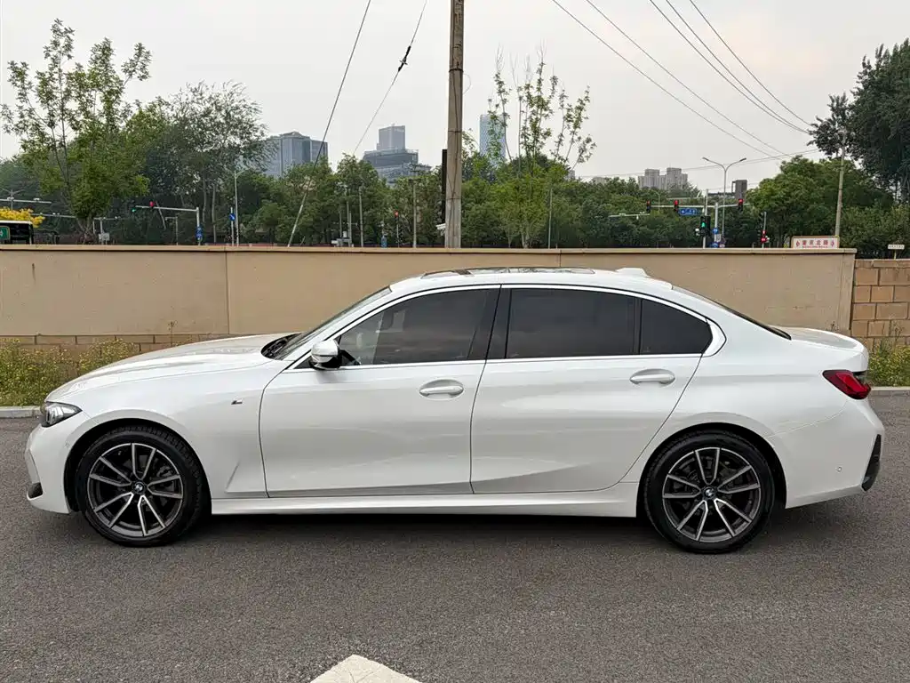 BMW 3 Series 2024 325Li M Sport Package фото 5