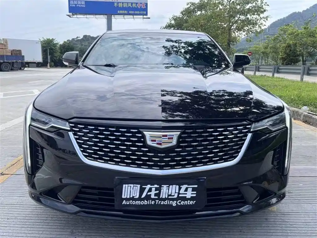 Cadillac CT4 2023 2023 28T Luxury Model