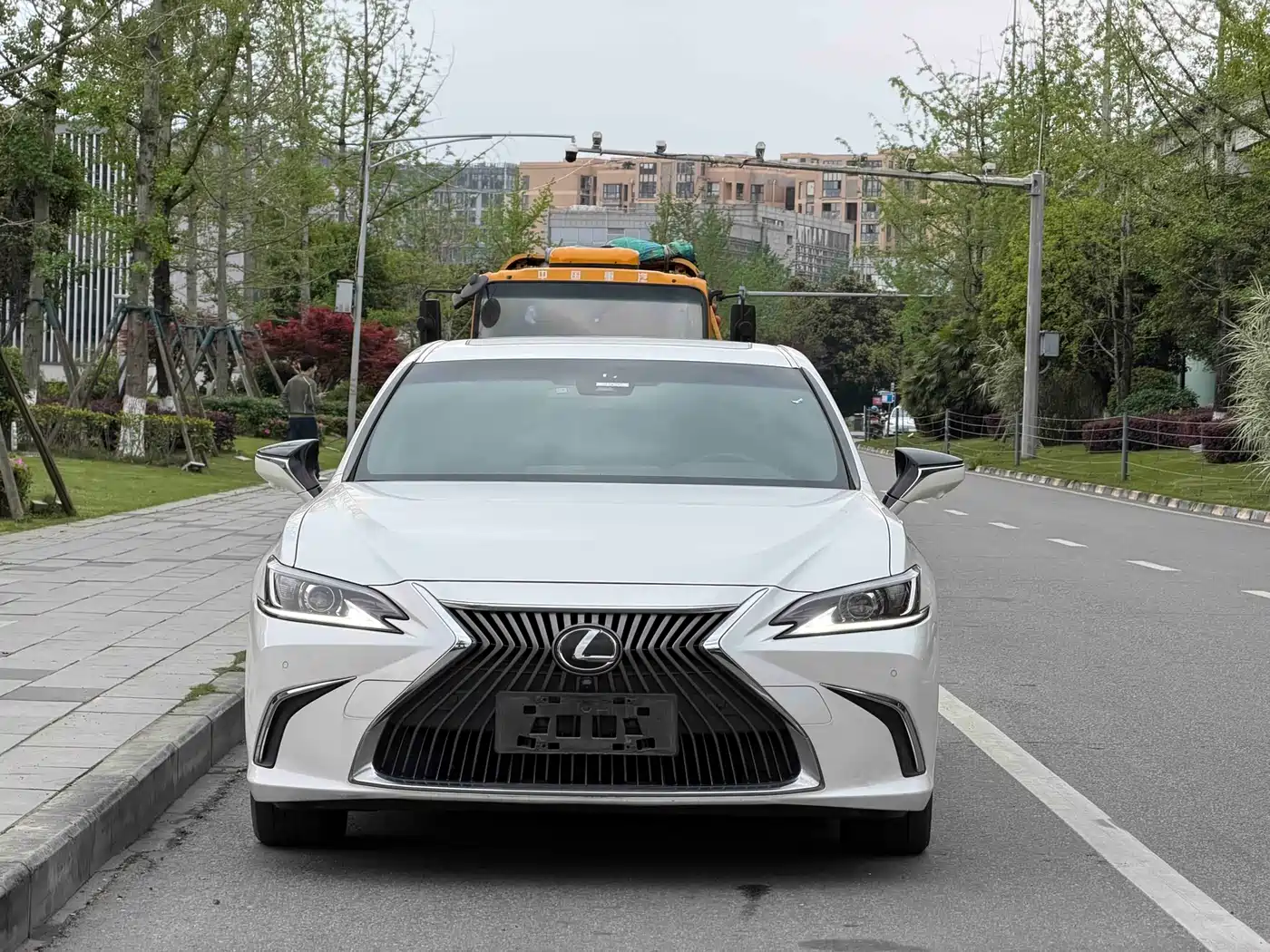 Lexus ES 2020 200 Excellence фото 2