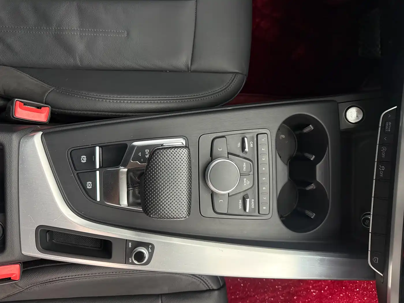 Audi A4L 2017 40 TFSI Progressive фото 11
