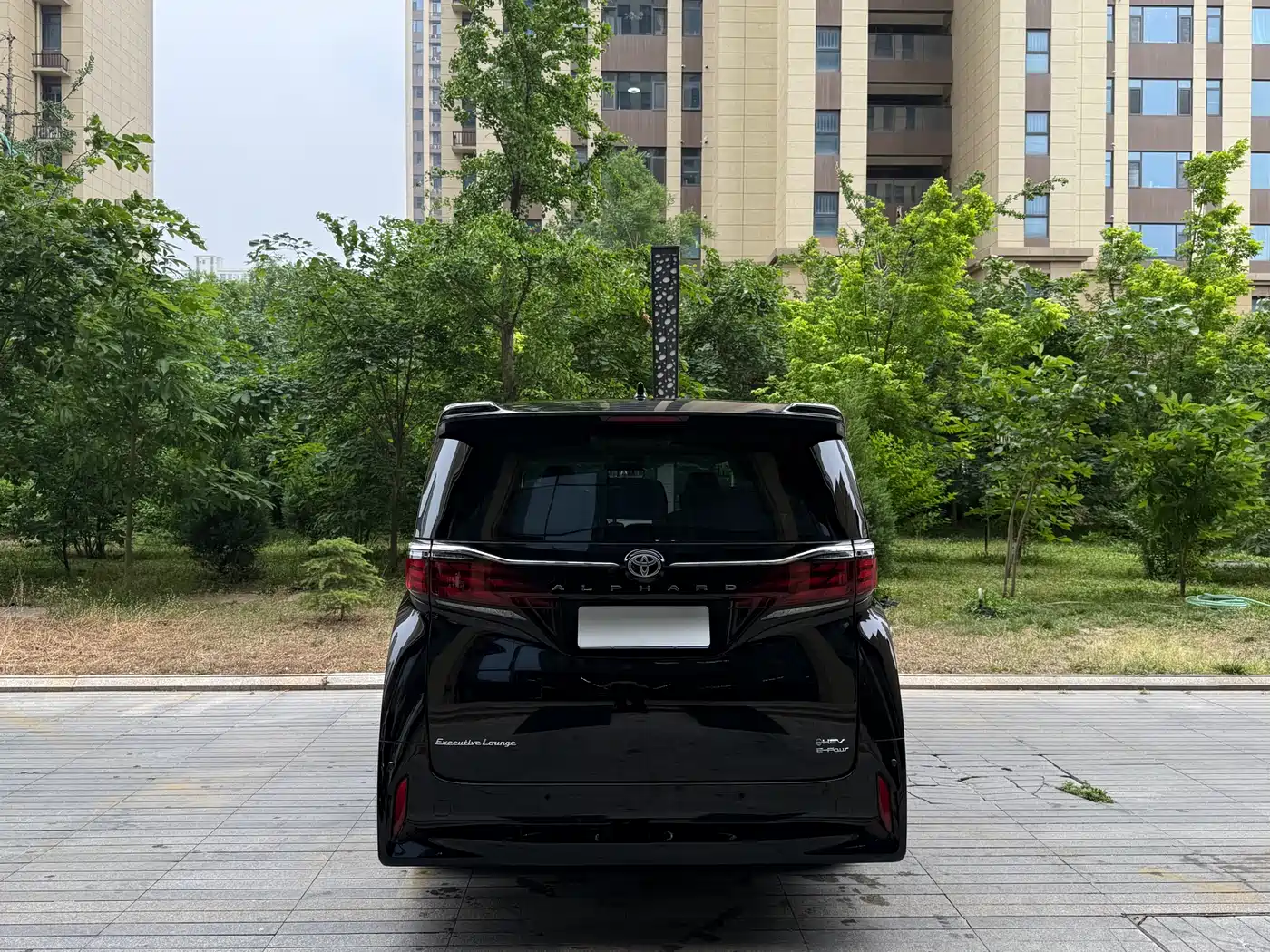Toyota Alphard 2024 Hybrid 2.5L Prestige Edition фото 6