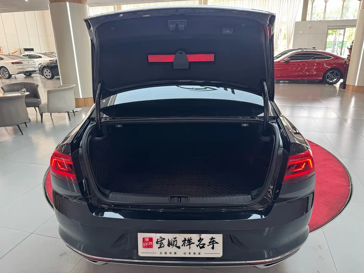 Volkswagen Magotan GTE Plug-in Hybrid 2022 GTE Luxury фото 10