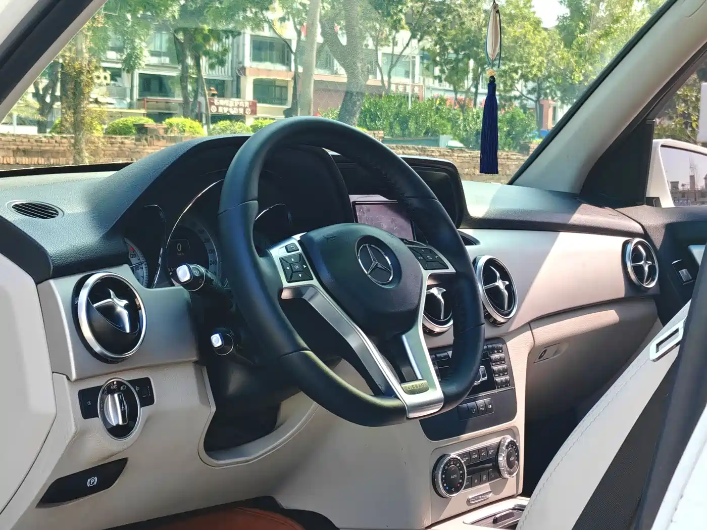 Mercedes-Benz GLK-Class 2015 GLK 260 4MATIC Dynamic Ultimate Edition фото 9