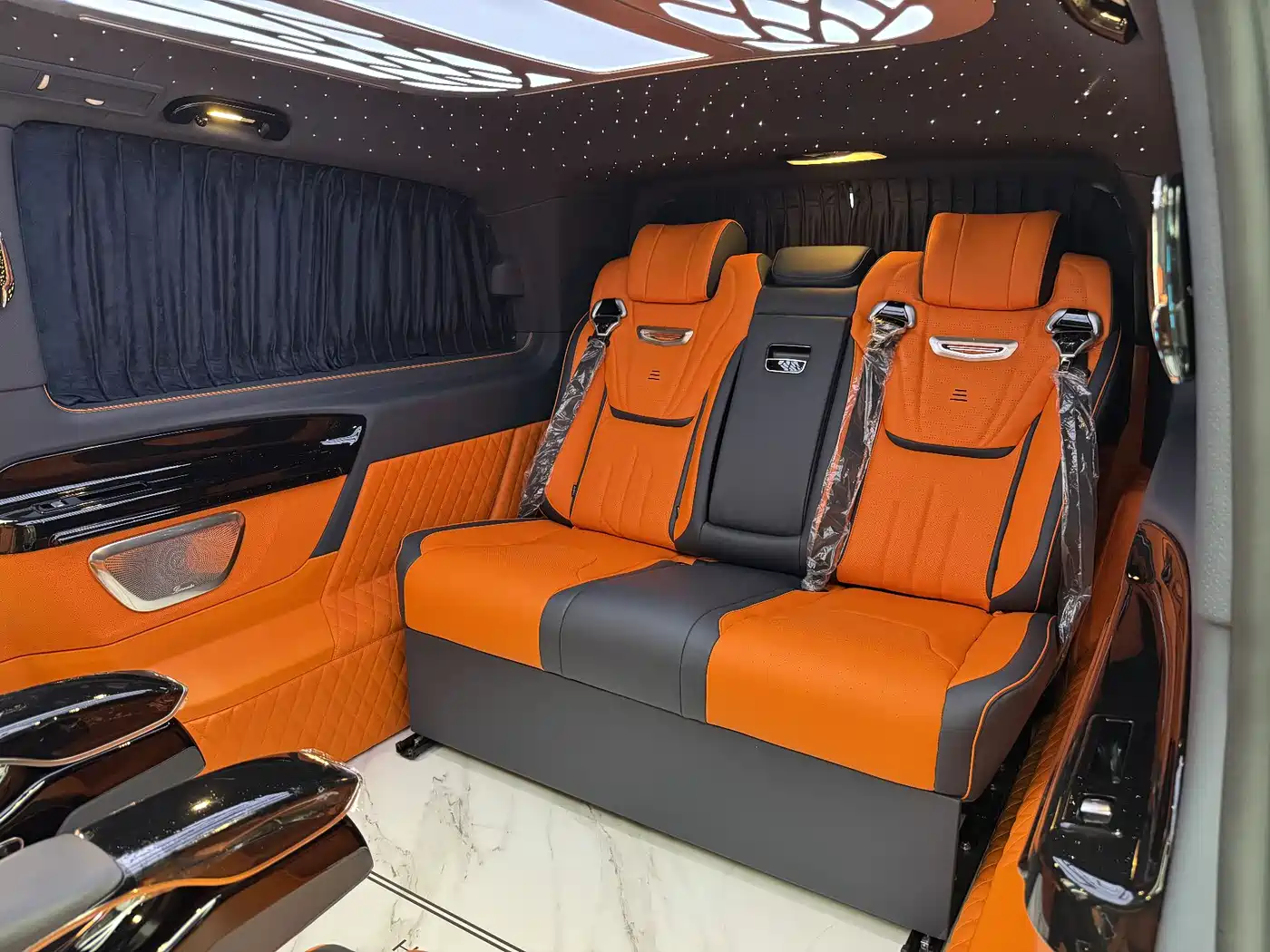 Mercedes-Benz Vito 2021 2.0T Business Edition 7-seater фото 14