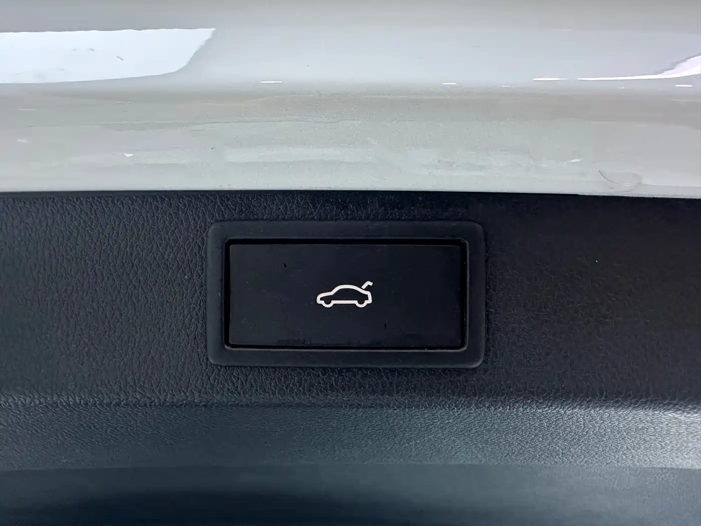 Škoda Karoq 2024 TSI280 Luxury Edition фото 18