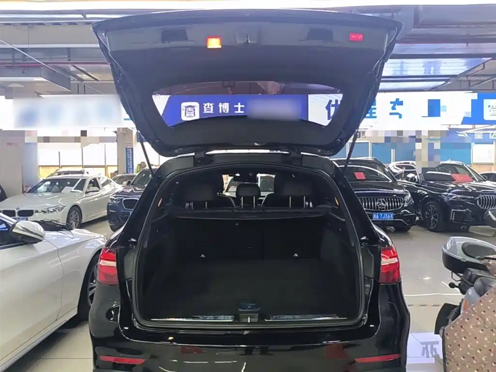 Mercedes-Benz GLC 2018 Facelift GLC 300 4MATIC Dynamic фото 19