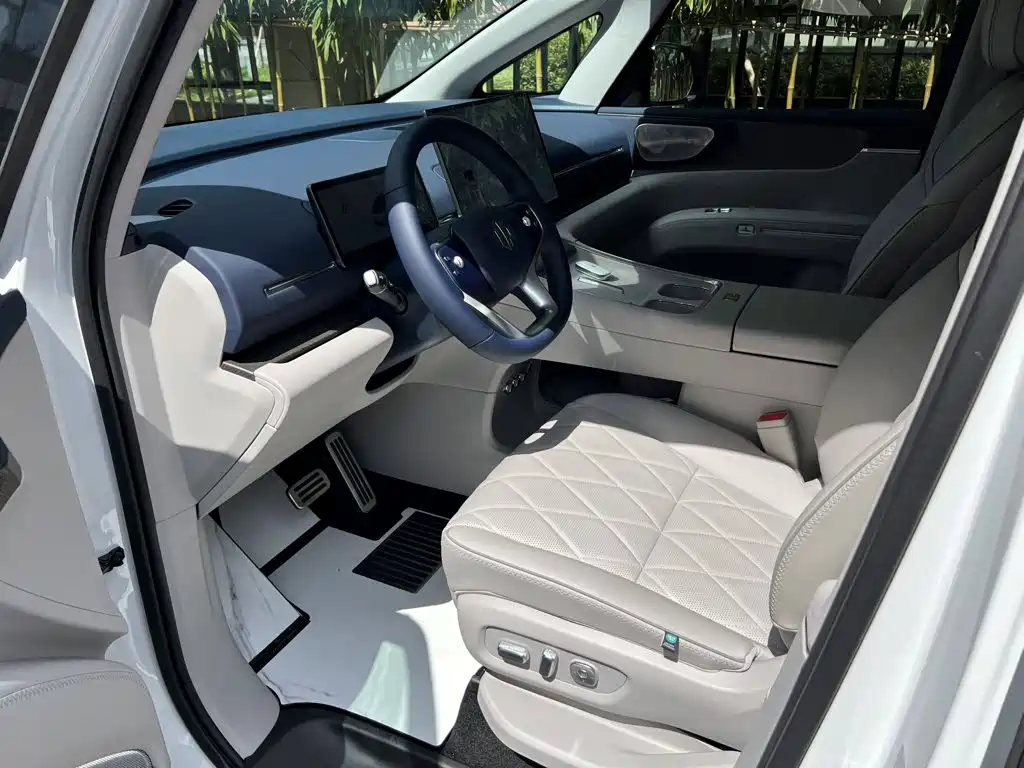 Leapmotor D19 2026