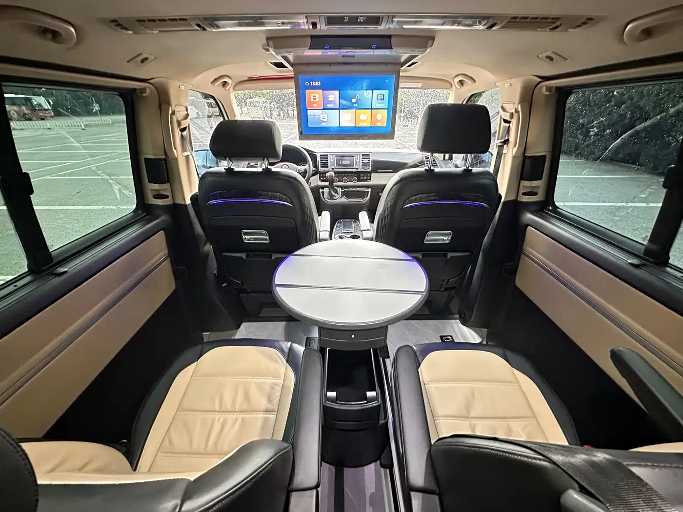 Volkswagen Multivan 2017 2016 2.0TSI 4WD Prestige 7-Seater