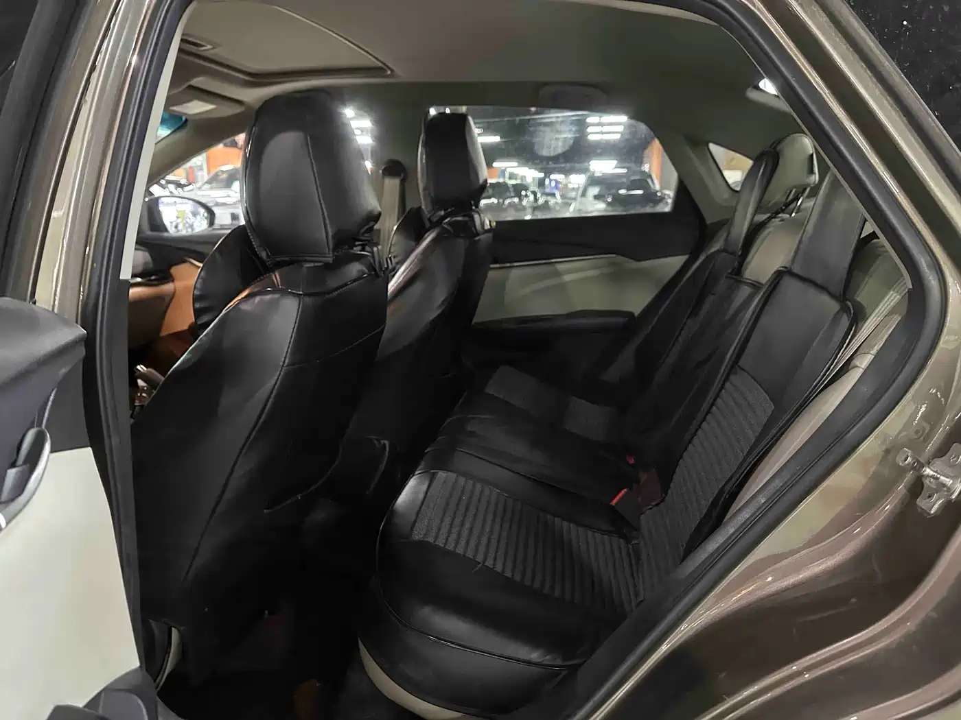 Buick Excelle 2017 15N Automatic Elite фото 5