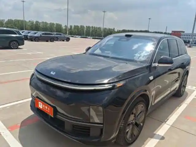Li Auto Li L8 2025