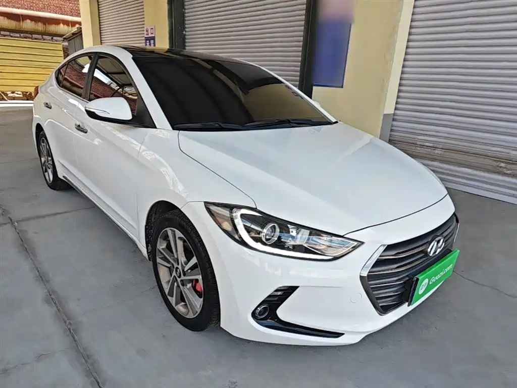 Hyundai Elantra 2016 Model 1.6L Automatic Smart Elite фото 4
