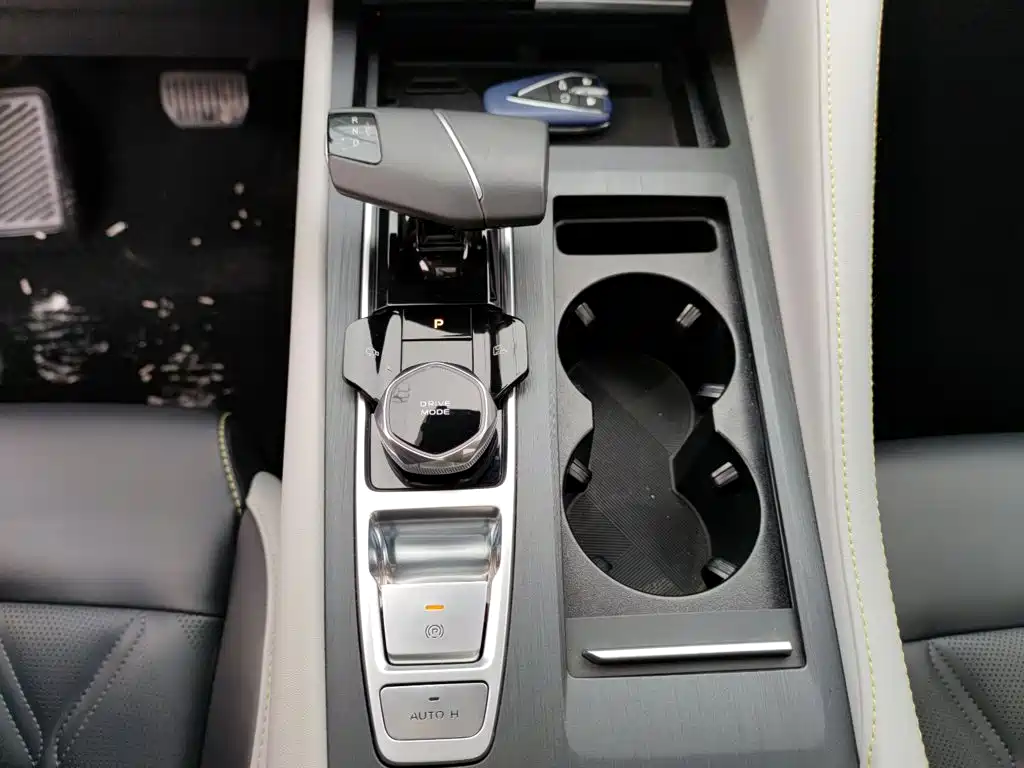 Фото 14 - Changan CS75 PLUS
