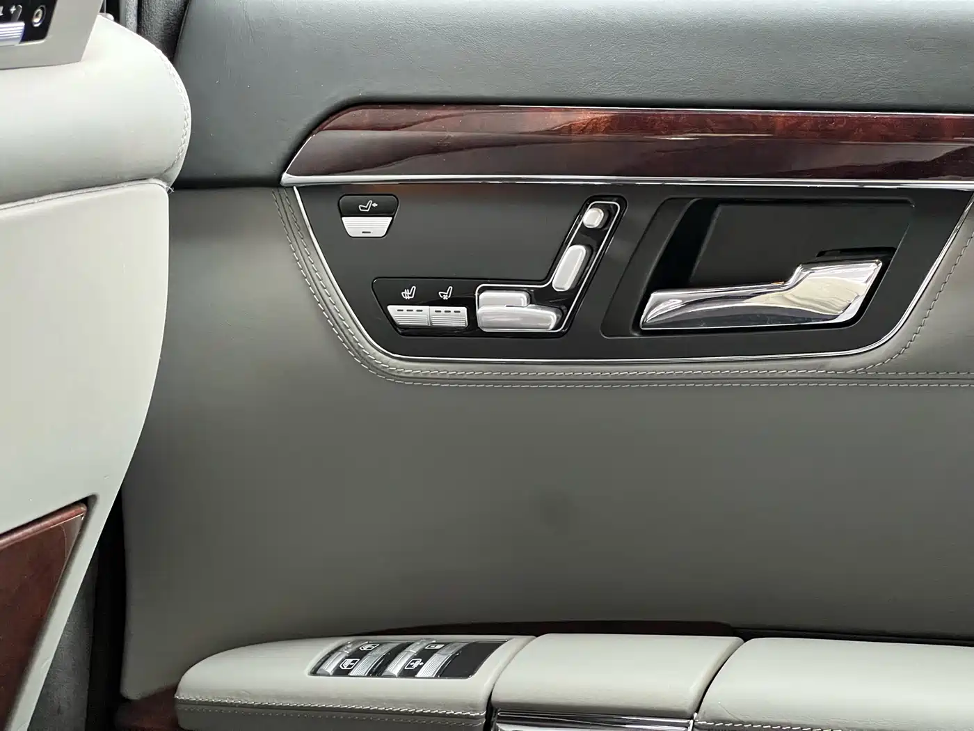 Mercedes-Benz S-Class 2008 Model S 600 L фото 29