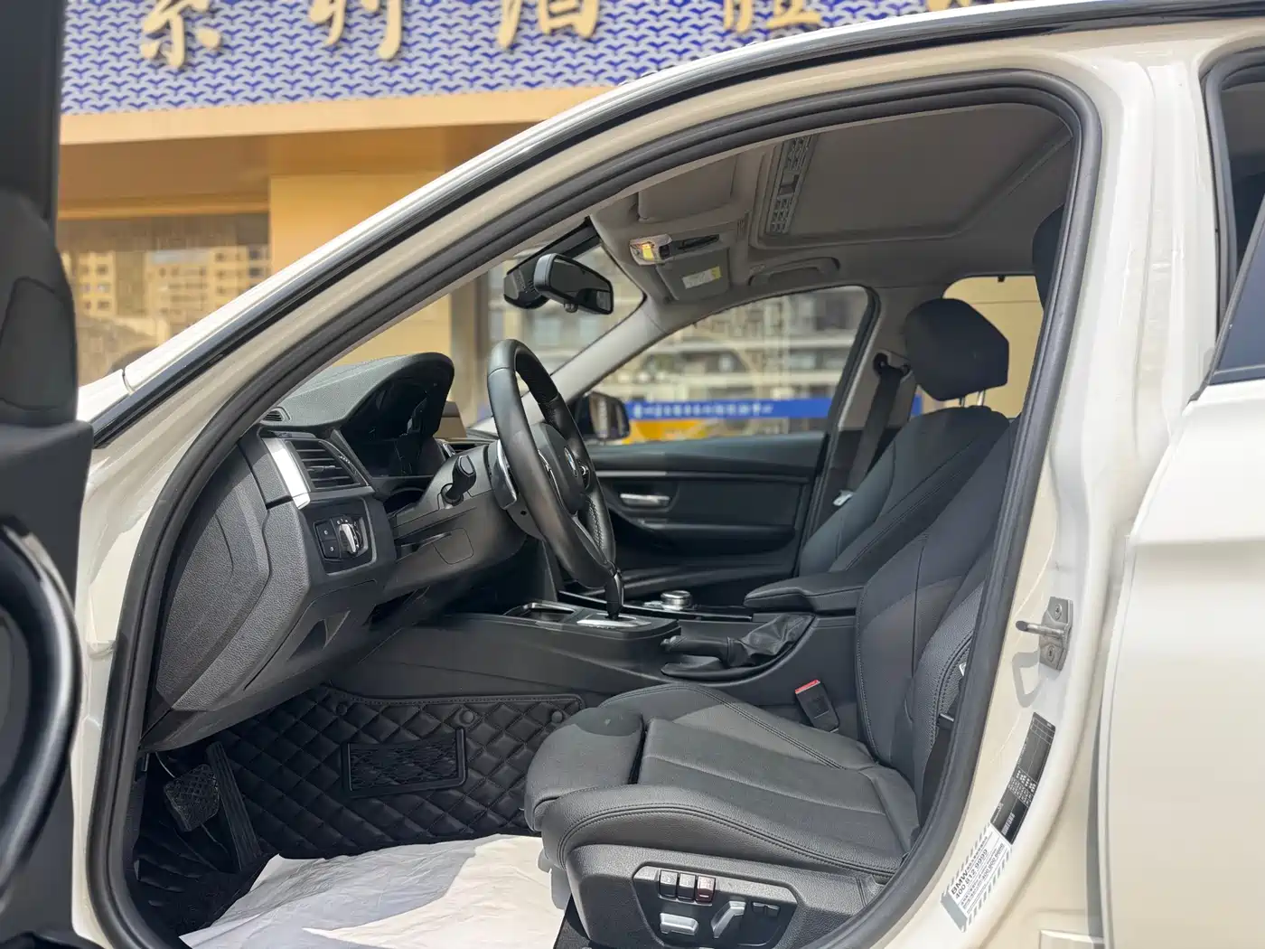 BMW 3 Series 2019 320Li M Luxury Package фото 7