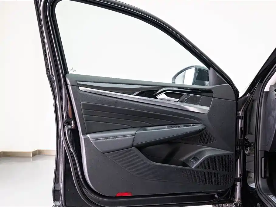 Volkswagen Passat New Energy 2025 430PHEV Hybrid Business Edition фото 10