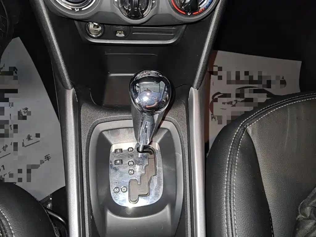 Peugeot 2008 2017 2014 1.6L Automatic Trend Edition