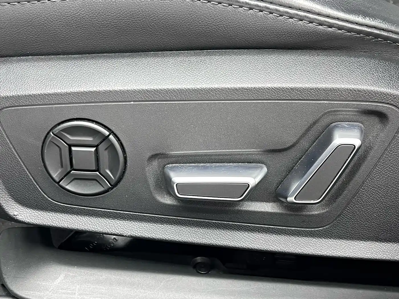 Audi A6L 2023 Facelift 45 TFSI quattro Premium Dynamic фото 18