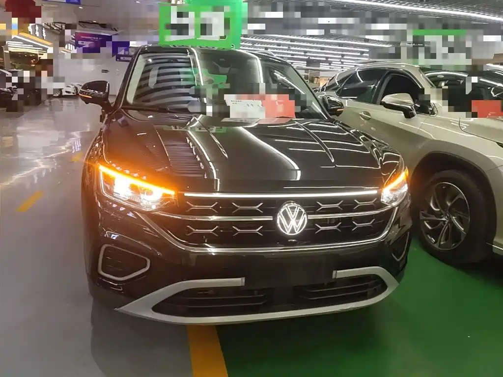 Volkswagen Tayron 2023 330TSI 2WD Luxury Plus Advanced Edition фото 3