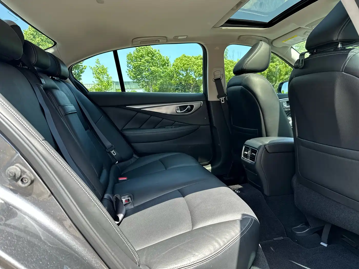 Infiniti Q50L 2016 Model 2.0T Joy Edition фото 10