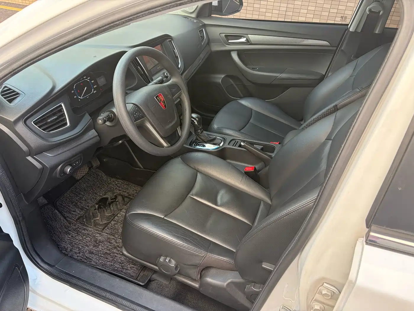 Roewe 360 2016 2015 1.5L Automatic Luxury