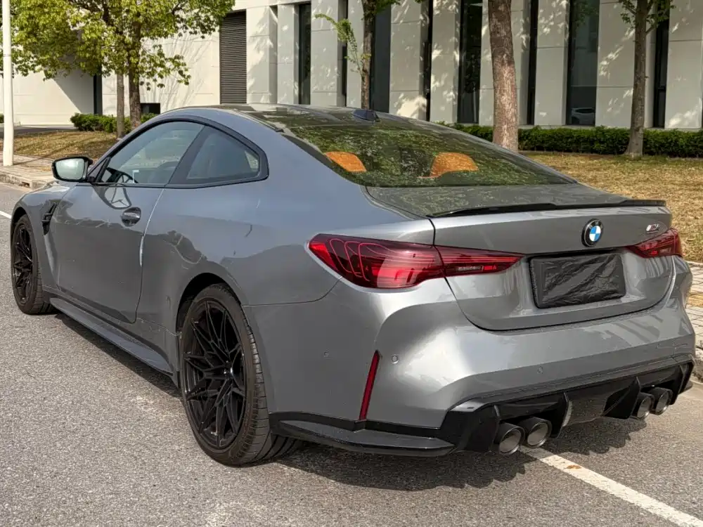 BMW M4 2024 BMW M4 Coupe Competition фото 5