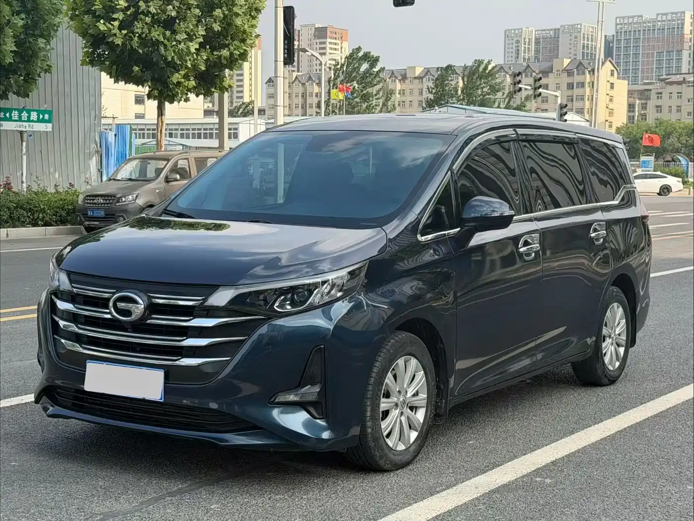 GAC Trumpchi Trumpchi M6 2019 270T Automatic Luxury (6-seater) China V фото 3