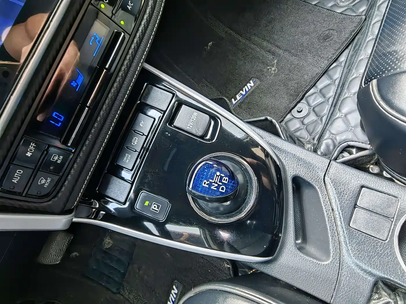Toyota Levin Twin Engine E+ 2019 1.8PH GS E-CVT Elite Edition фото 17